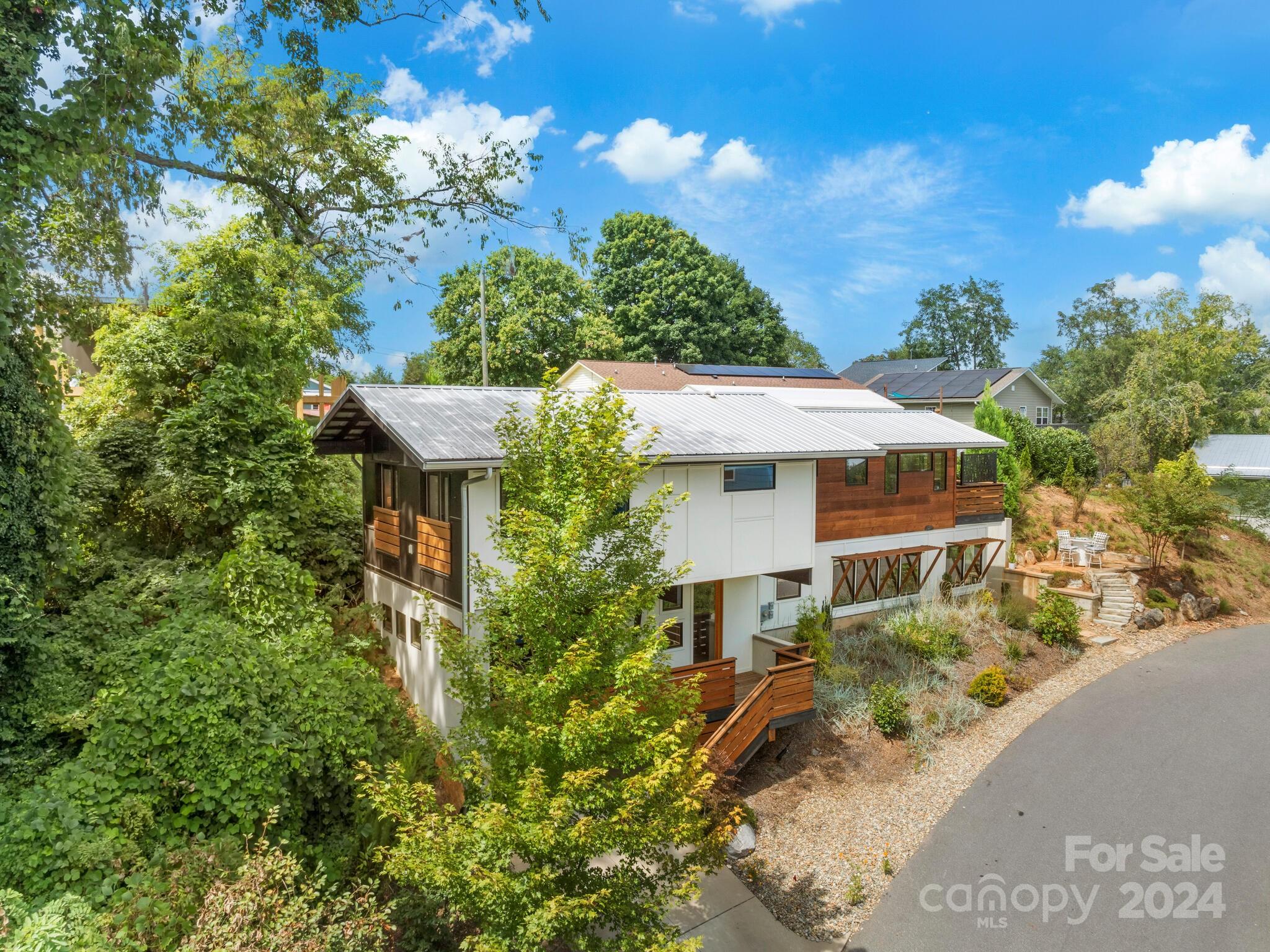 4 Osprey Trail Asheville NC 28806