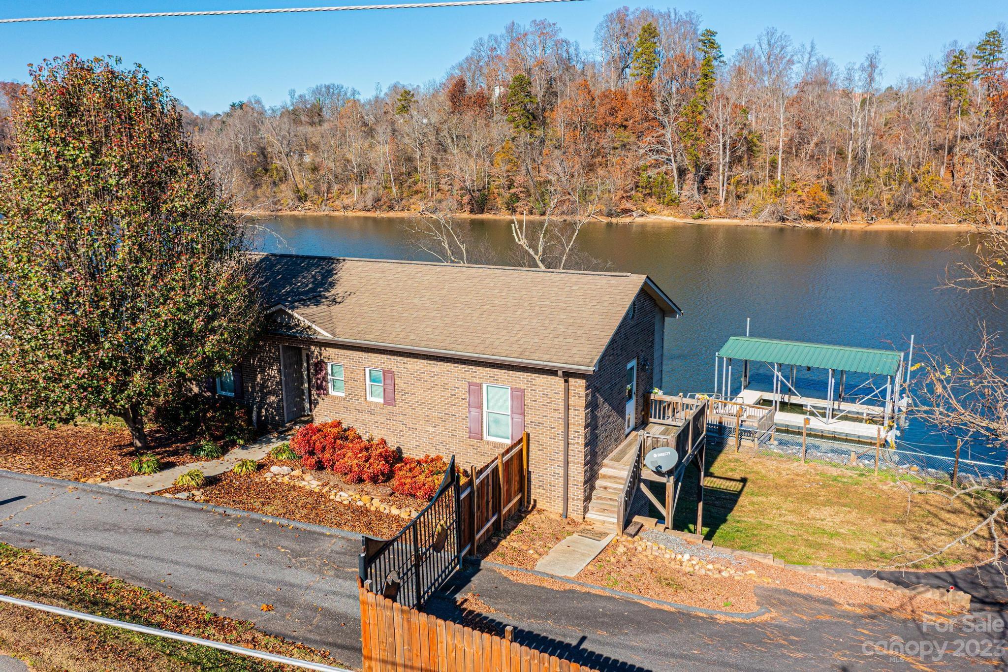 209 Catawba Avenue Hickory NC 28601