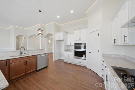 36 Sky Lane Court Columbus NC 28722