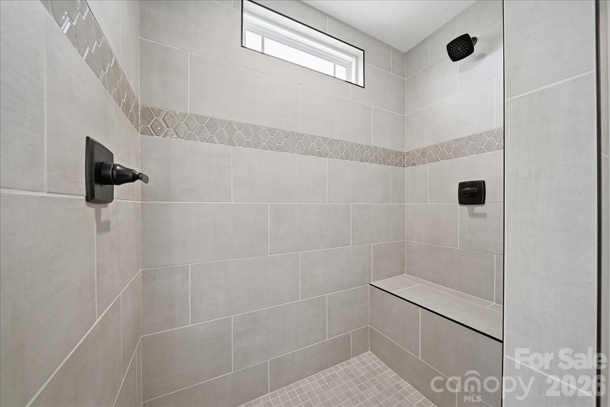 36 Sky Lane Court Columbus NC 28722