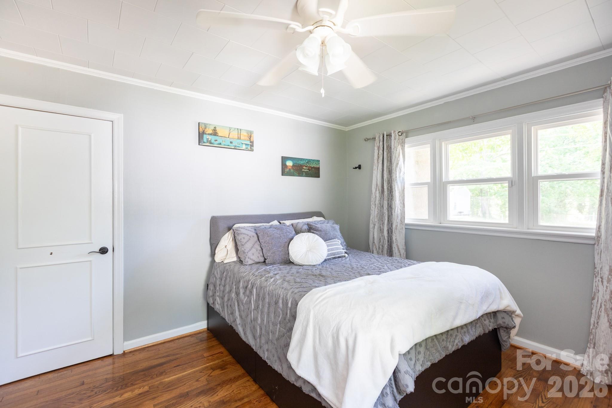 812 N Ransom Street Gastonia NC 28052