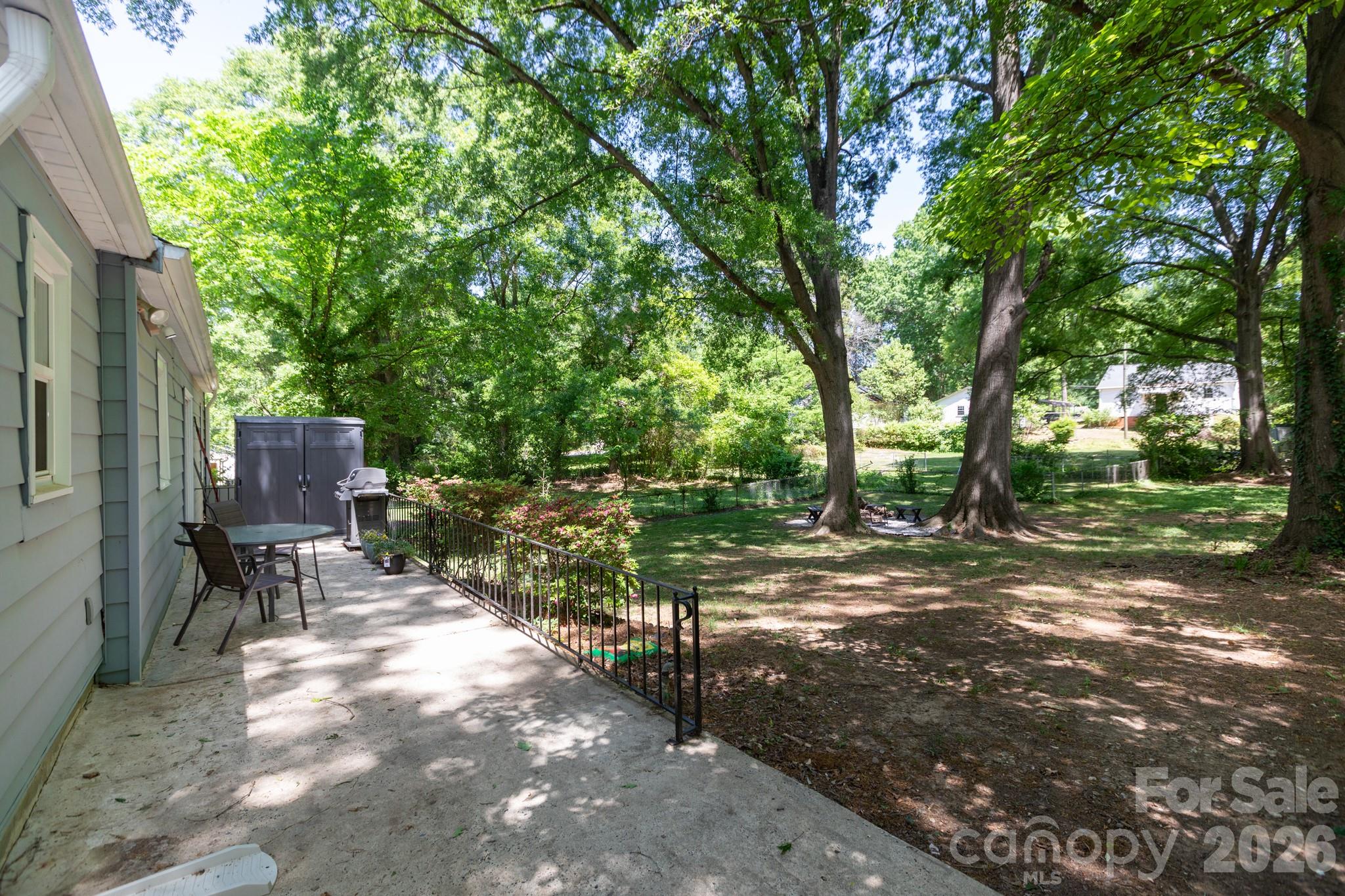 812 N Ransom Street Gastonia NC 28052