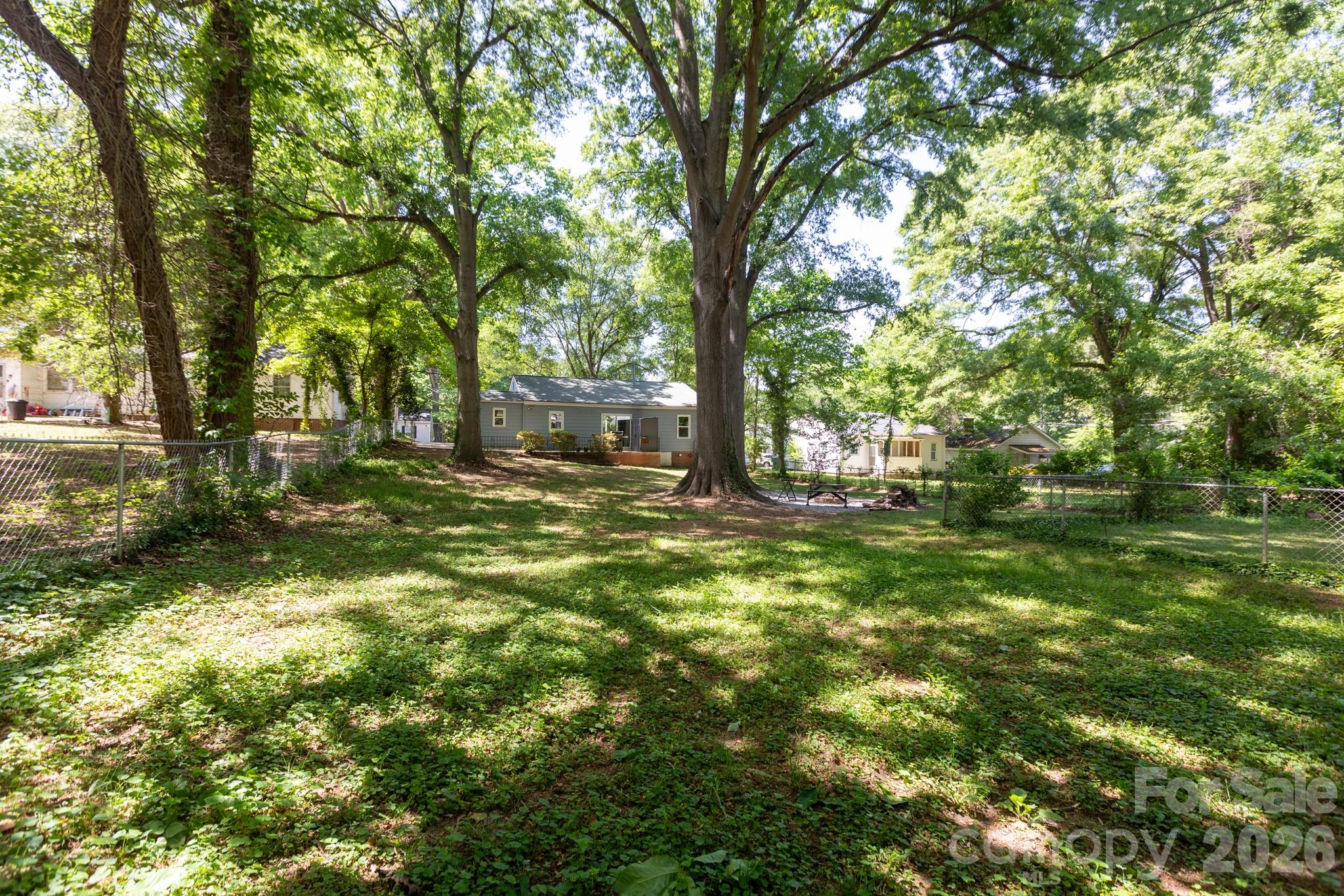 812 N Ransom Street Gastonia NC 28052