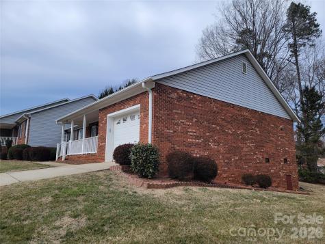 107 Forrest Glenn Court King NC 27021