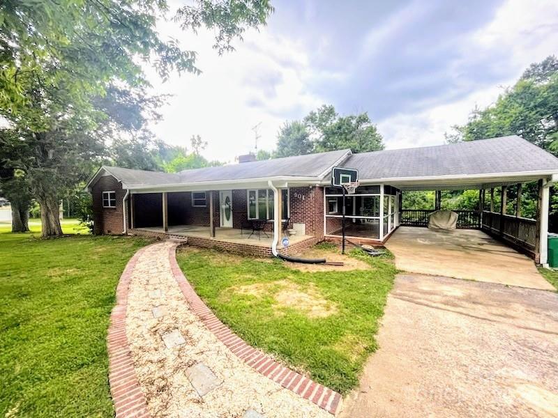 901 Dale Avenue Charlotte NC 28216