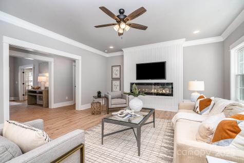 7221 Static Way Sherrills Ford NC 28673