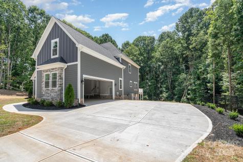 7221 Static Way Sherrills Ford NC 28673
