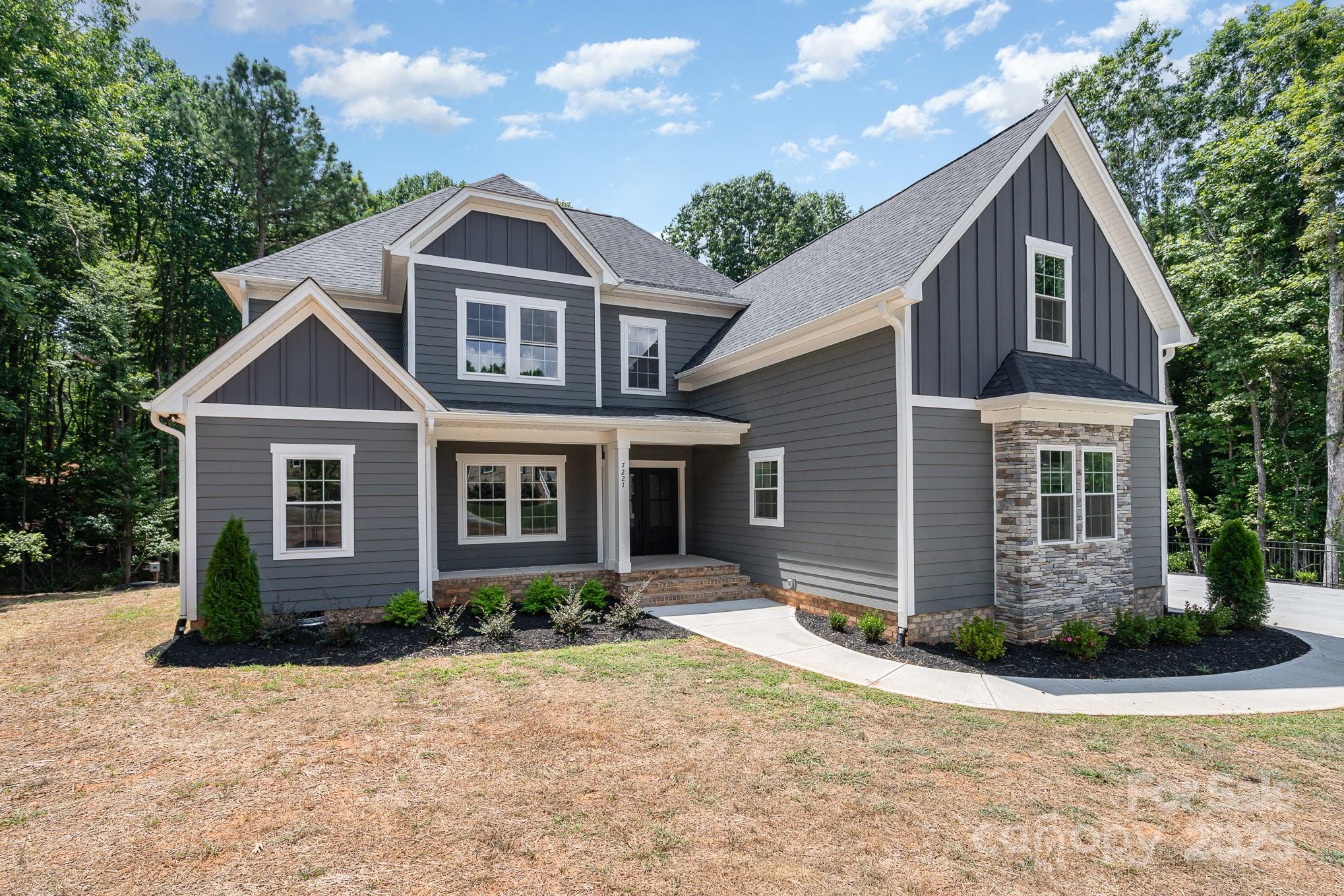 7221 Static Way Sherrills Ford NC 28673