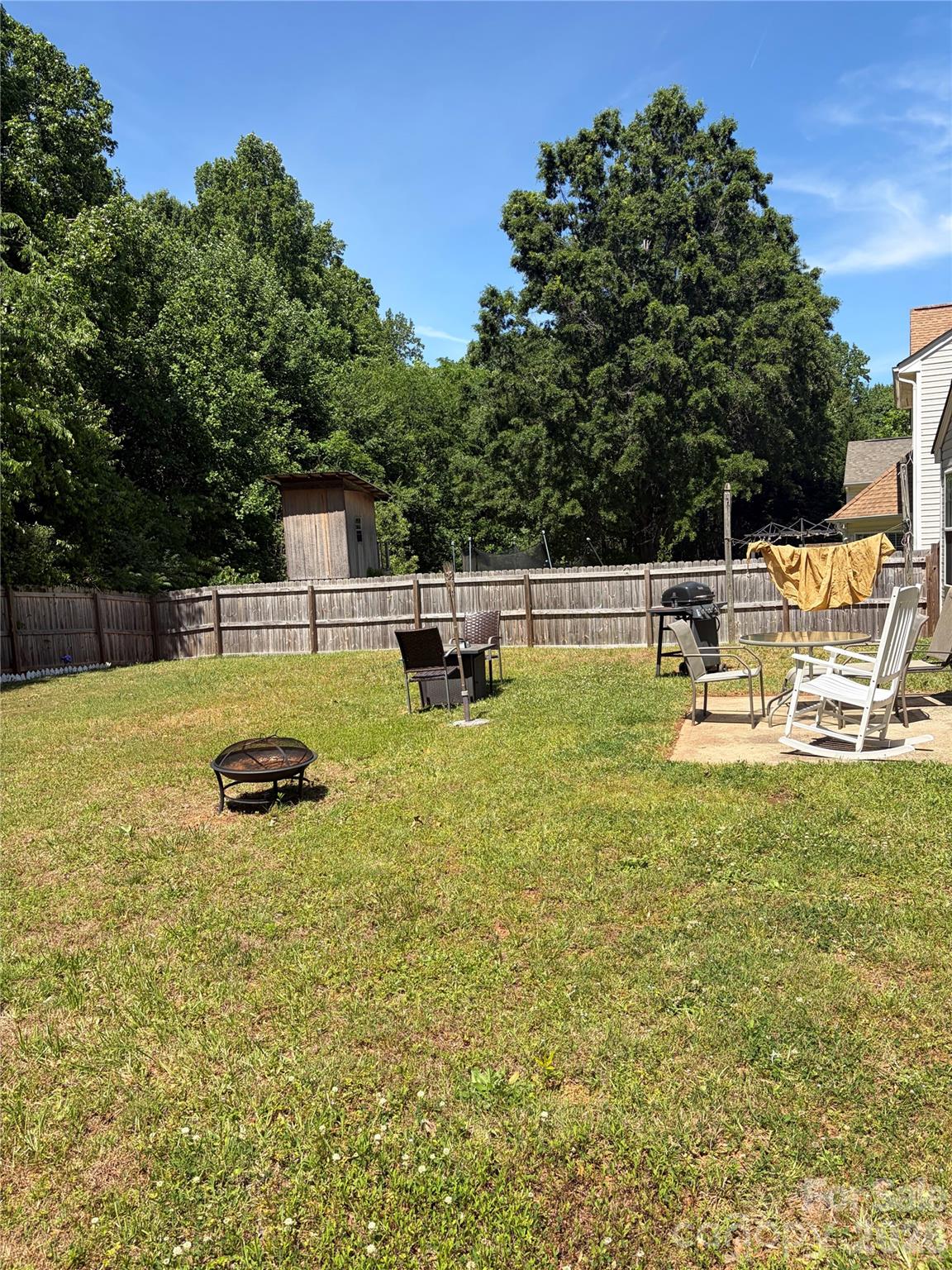 8019 Shiny Meadow Lane Charlotte NC 28215