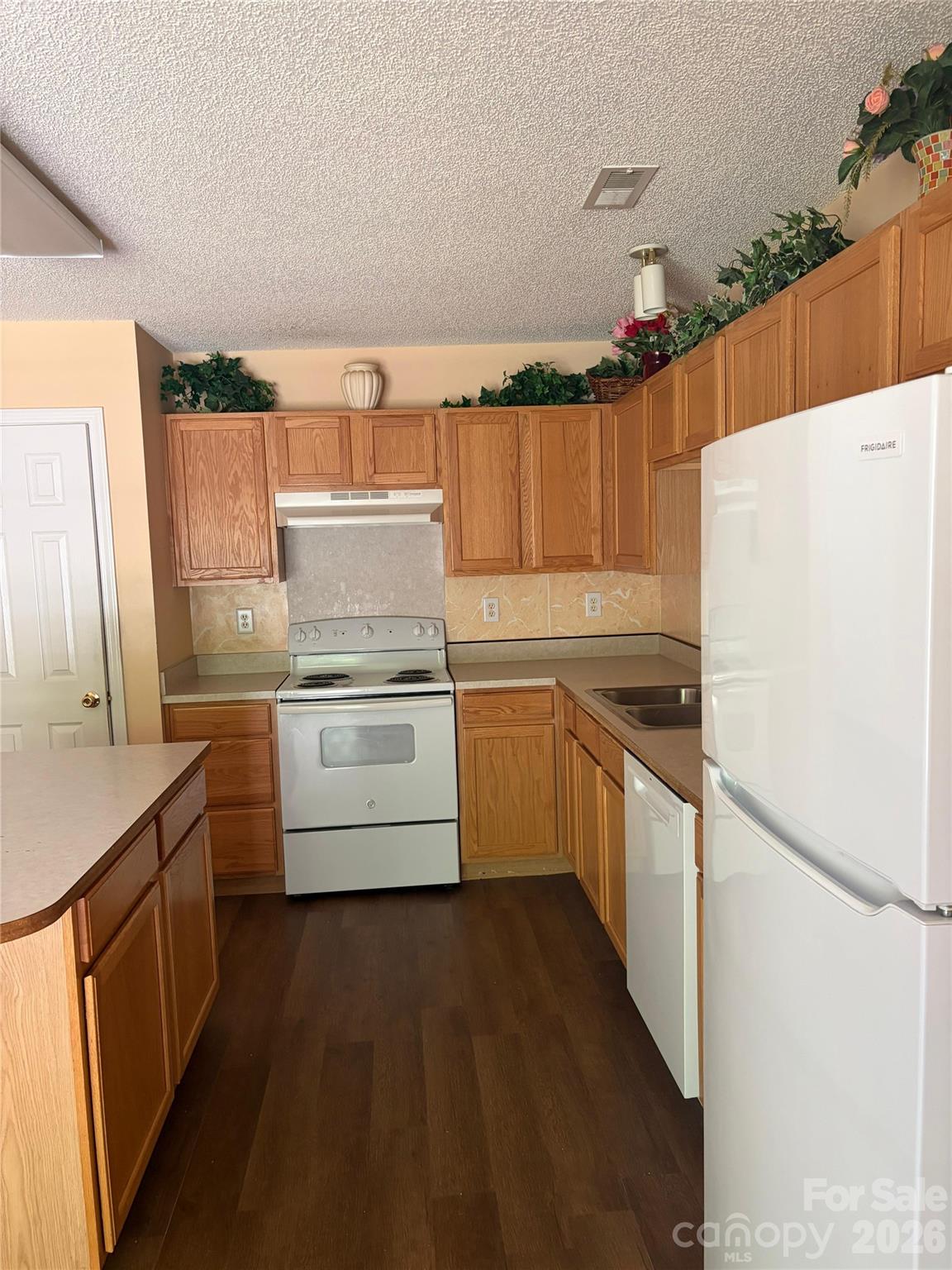 8019 Shiny Meadow Lane Charlotte NC 28215