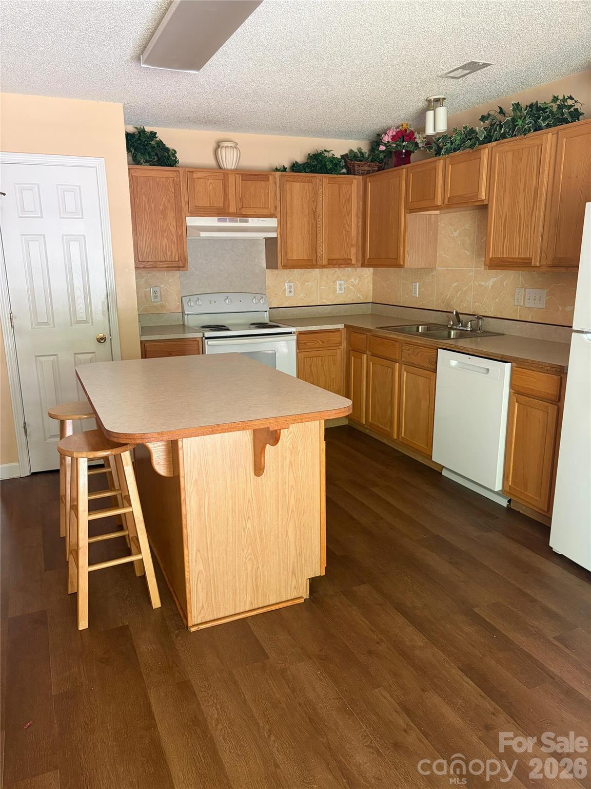 8019 Shiny Meadow Lane Charlotte NC 28215