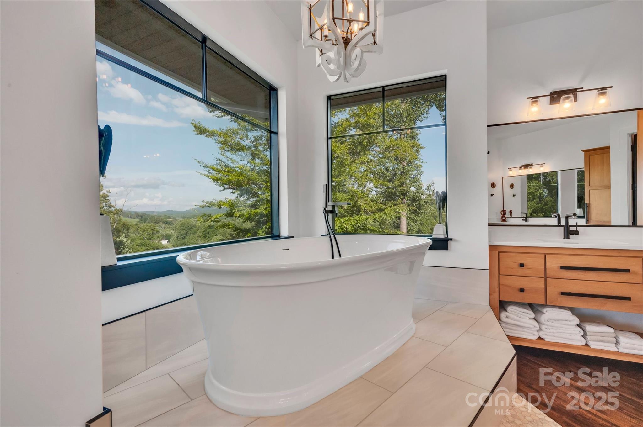 26 Bonnies Cove Trail Mills River NC 28759