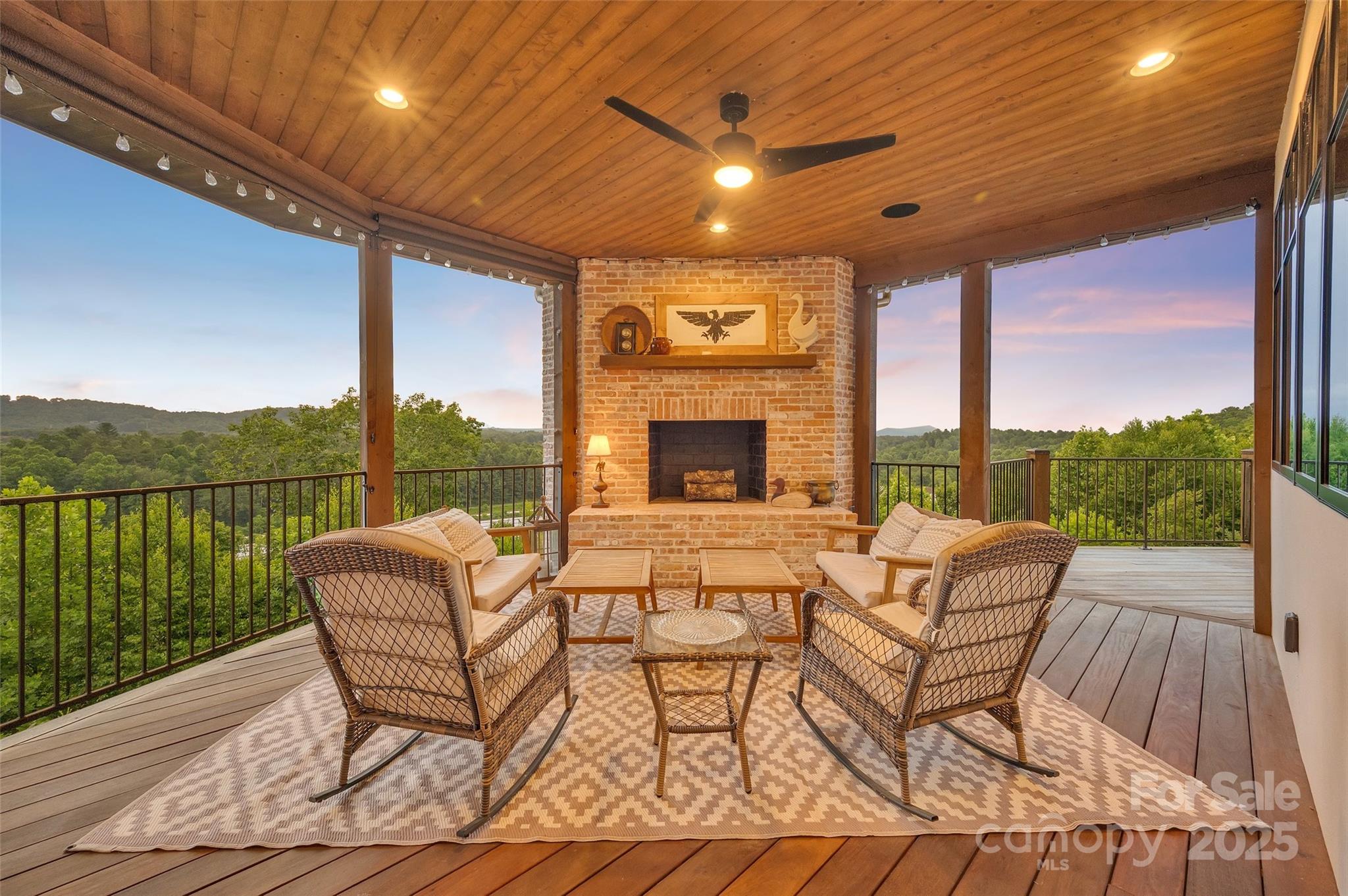 26 Bonnies Cove Trail Mills River NC 28759