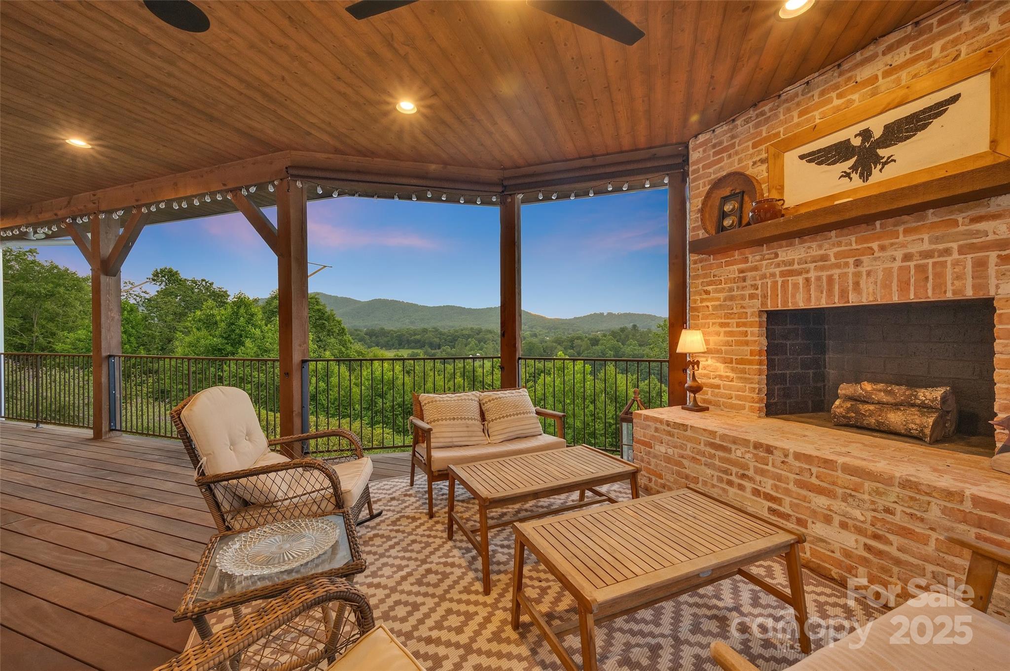 26 Bonnies Cove Trail Mills River NC 28759