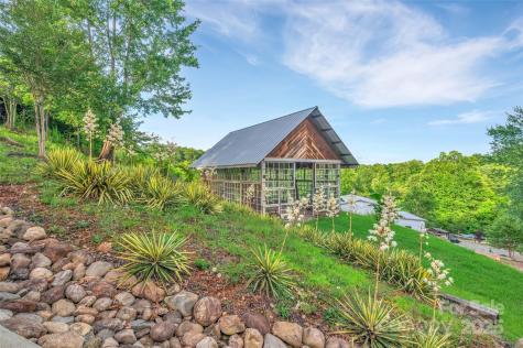 26 Bonnies Cove Trail Mills River NC 28759