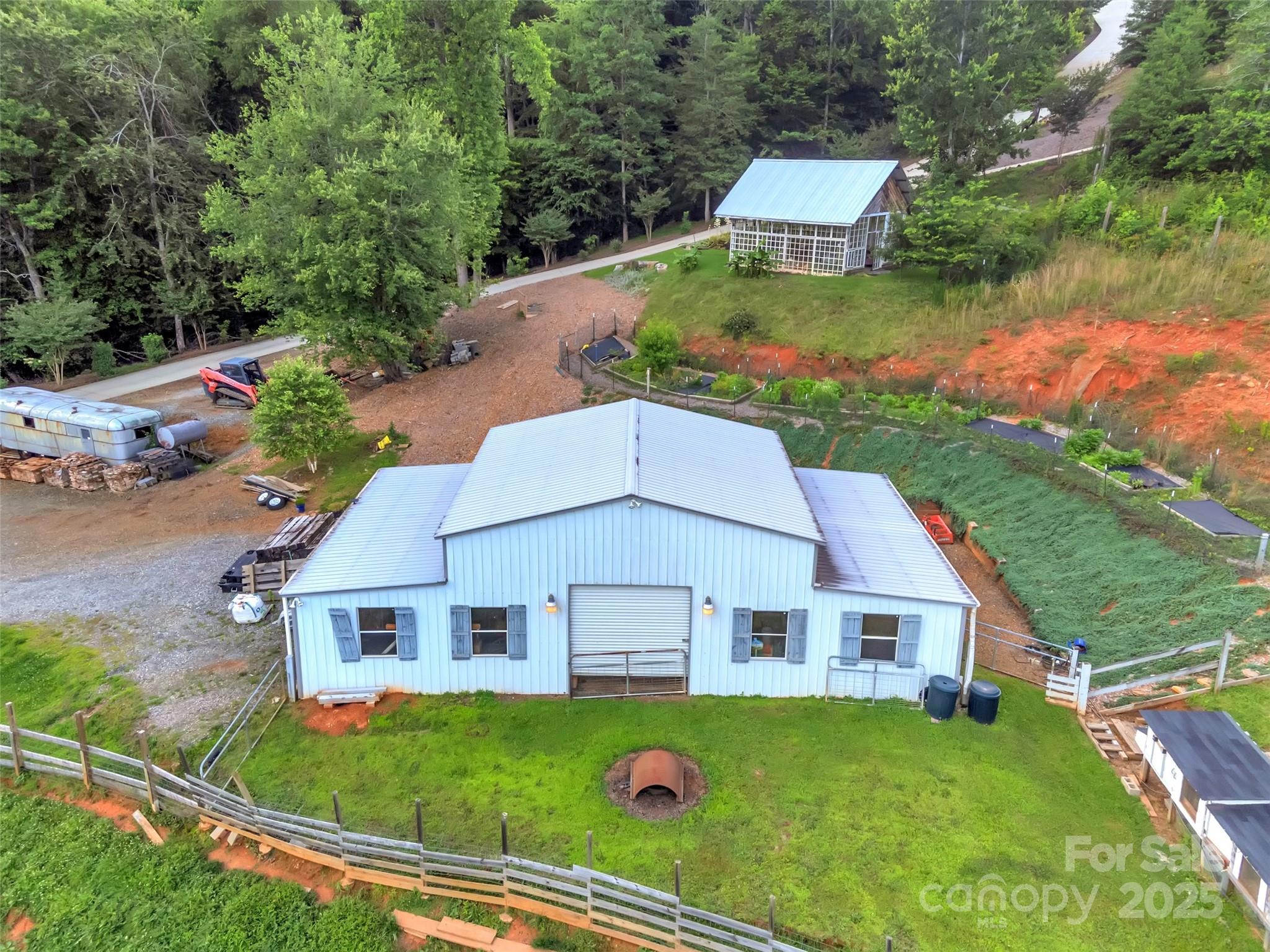 26 Bonnies Cove Trail Mills River NC 28759