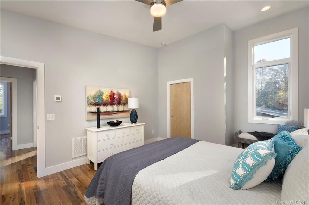 18 Mauricet Lane Asheville NC 28806