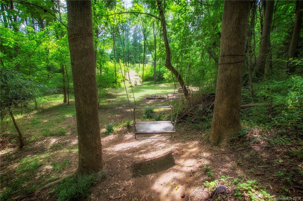 18 Mauricet Lane Asheville NC 28806