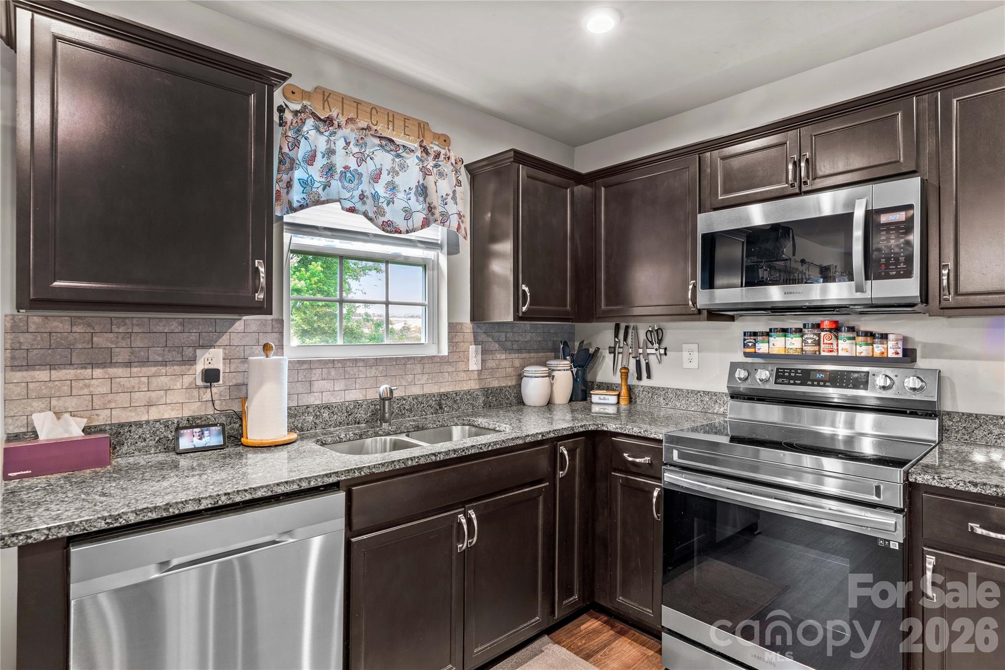 104 Sandtrap Drive Statesville NC 28677