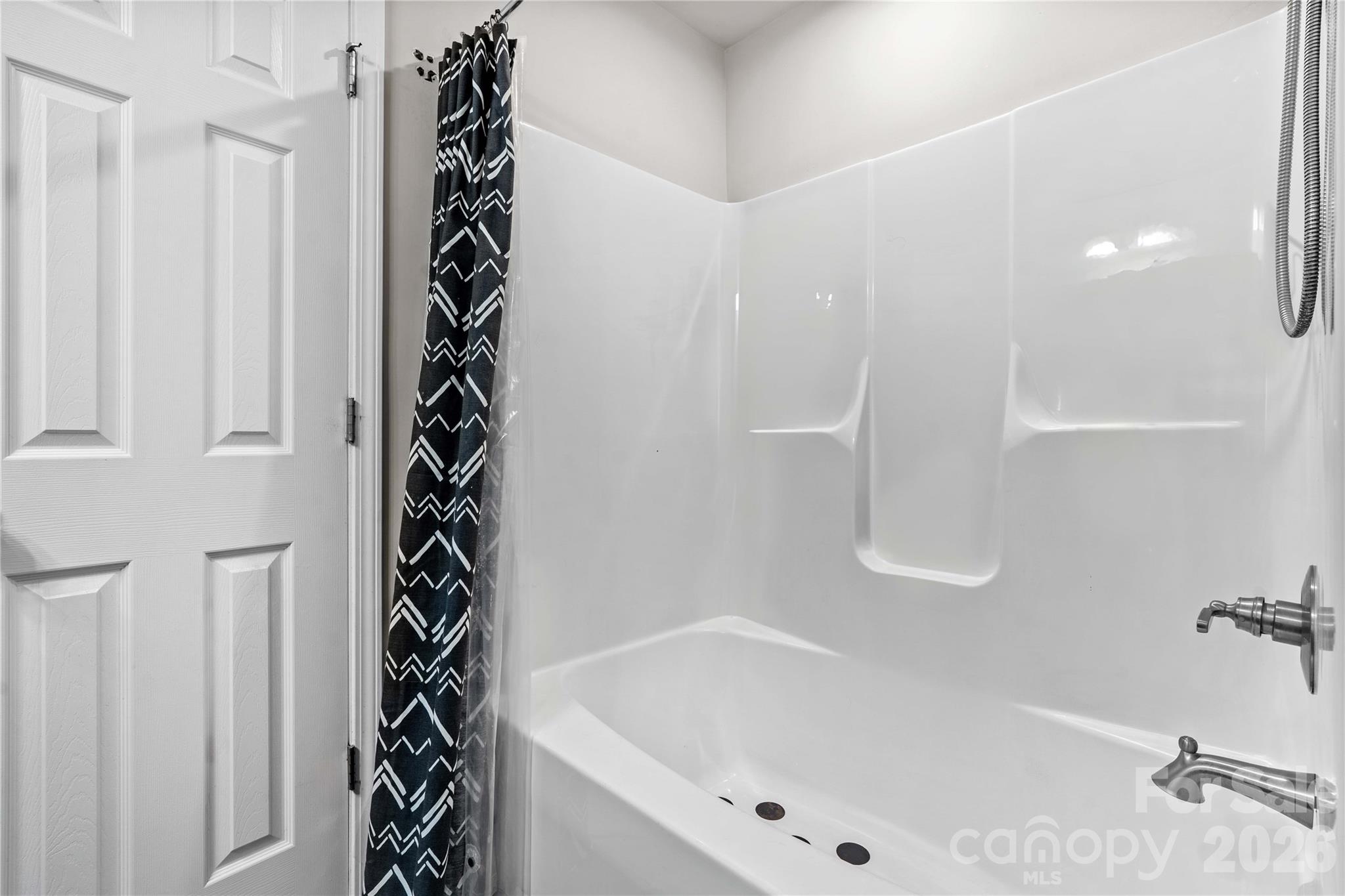 104 Sandtrap Drive Statesville NC 28677