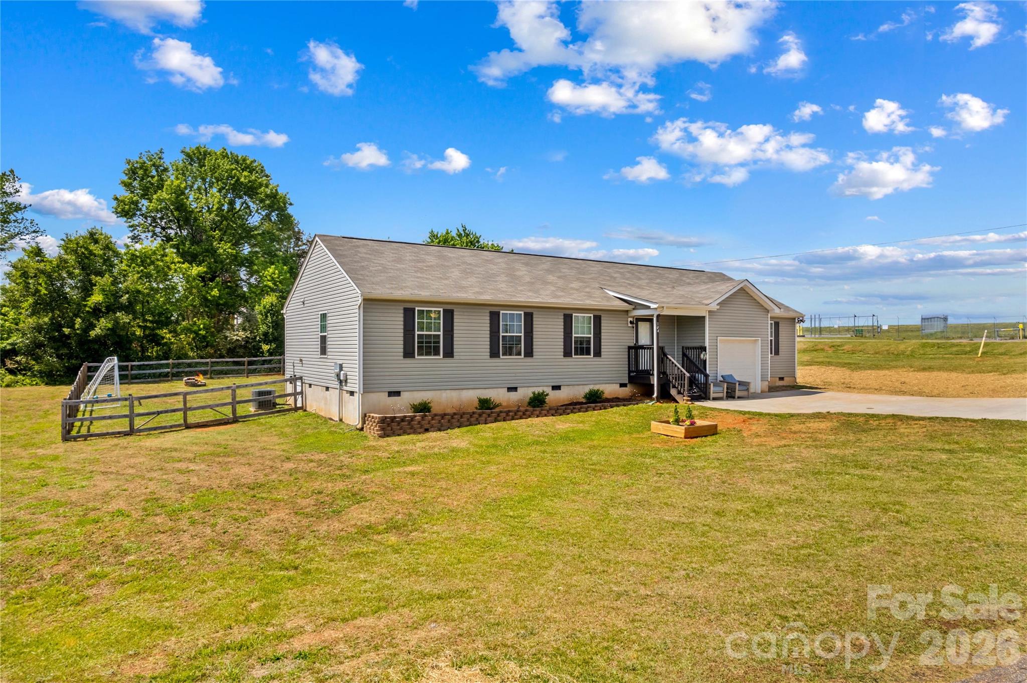 104 Sandtrap Drive Statesville NC 28677
