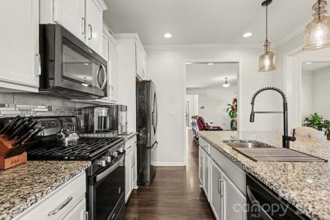 2715 Watergarden Street York SC 29745