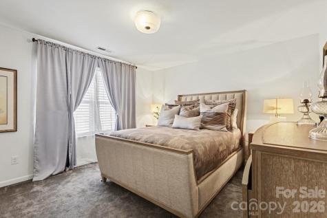 2715 Watergarden Street York SC 29745