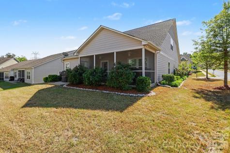 2715 Watergarden Street York SC 29745