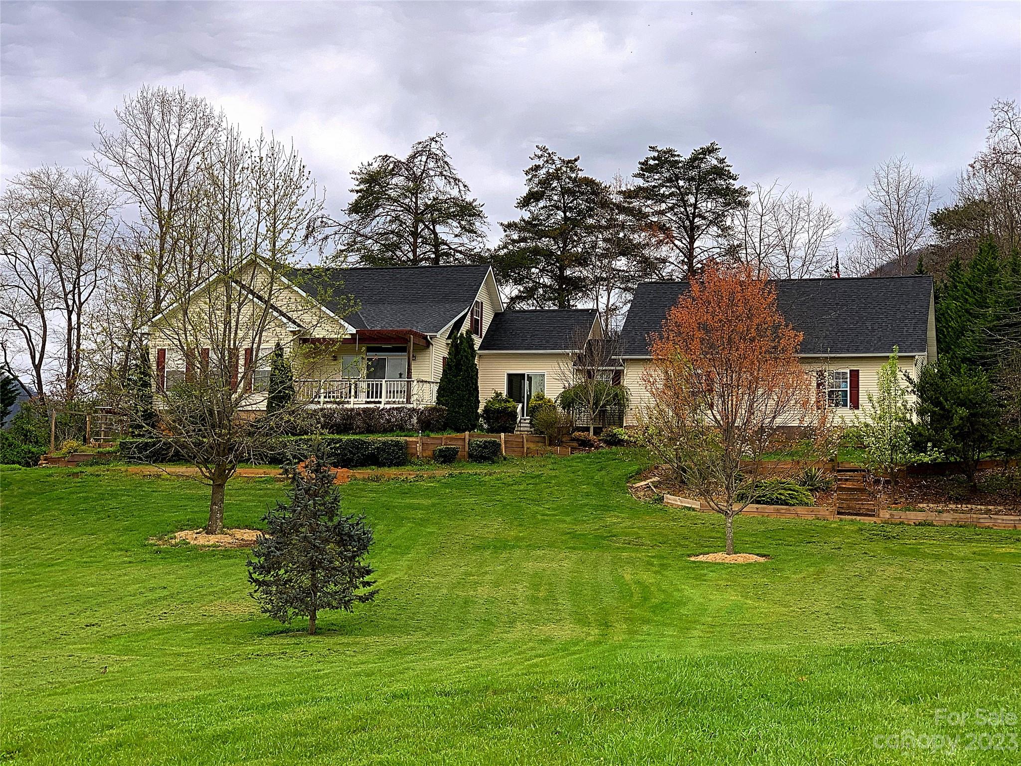 157 Dolata Lane Waynesville NC 28786