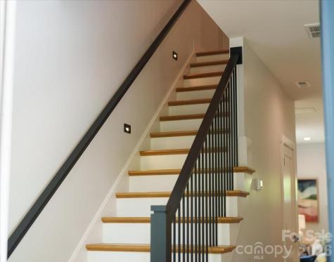 8 Wildwood Park Knoll Weaverville NC 28787