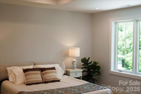 8 Wildwood Park Knoll Weaverville NC 28787