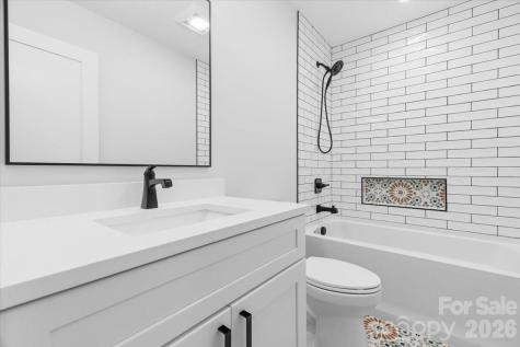 8 Wildwood Park Knoll Weaverville NC 28787