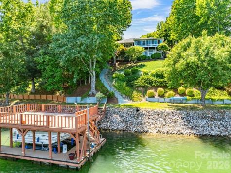 797 Lake Club Drive Nebo NC 28761
