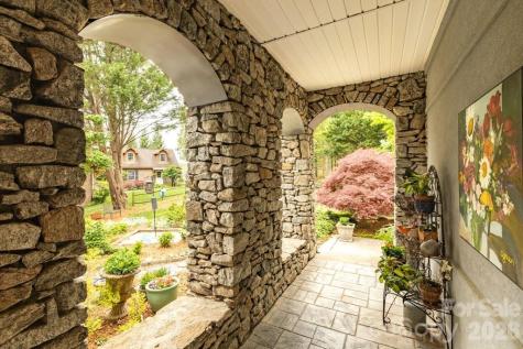 797 Lake Club Drive Nebo NC 28761