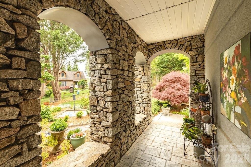 797 Lake Club Drive Nebo NC 28761