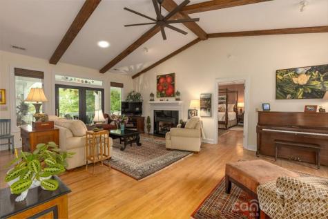797 Lake Club Drive Nebo NC 28761