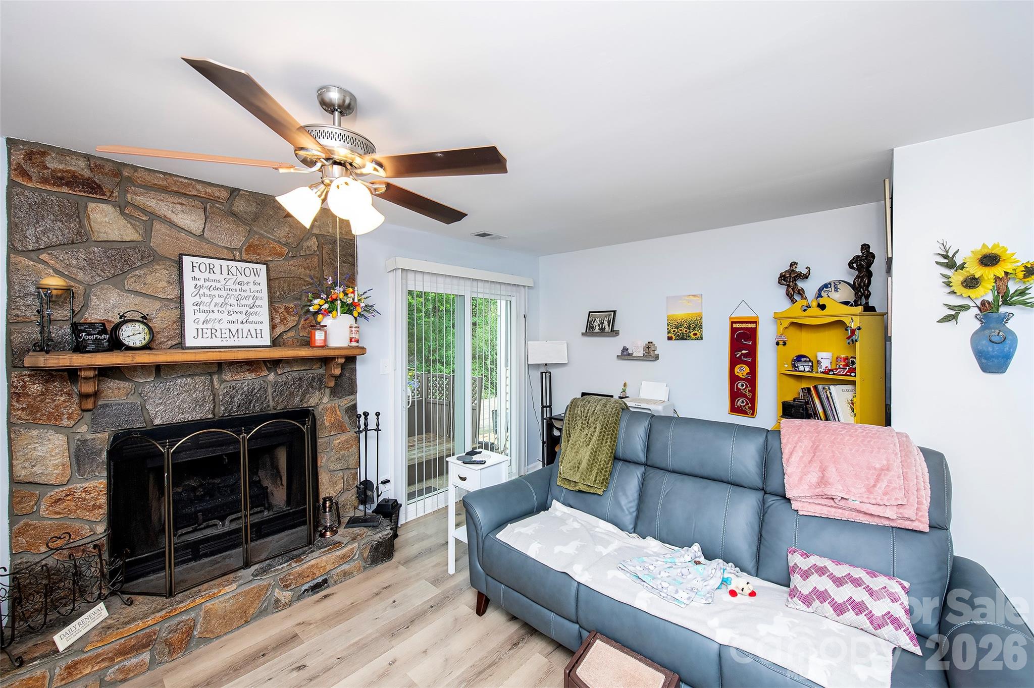 6137 Windsor Gate Lane Charlotte NC 28215