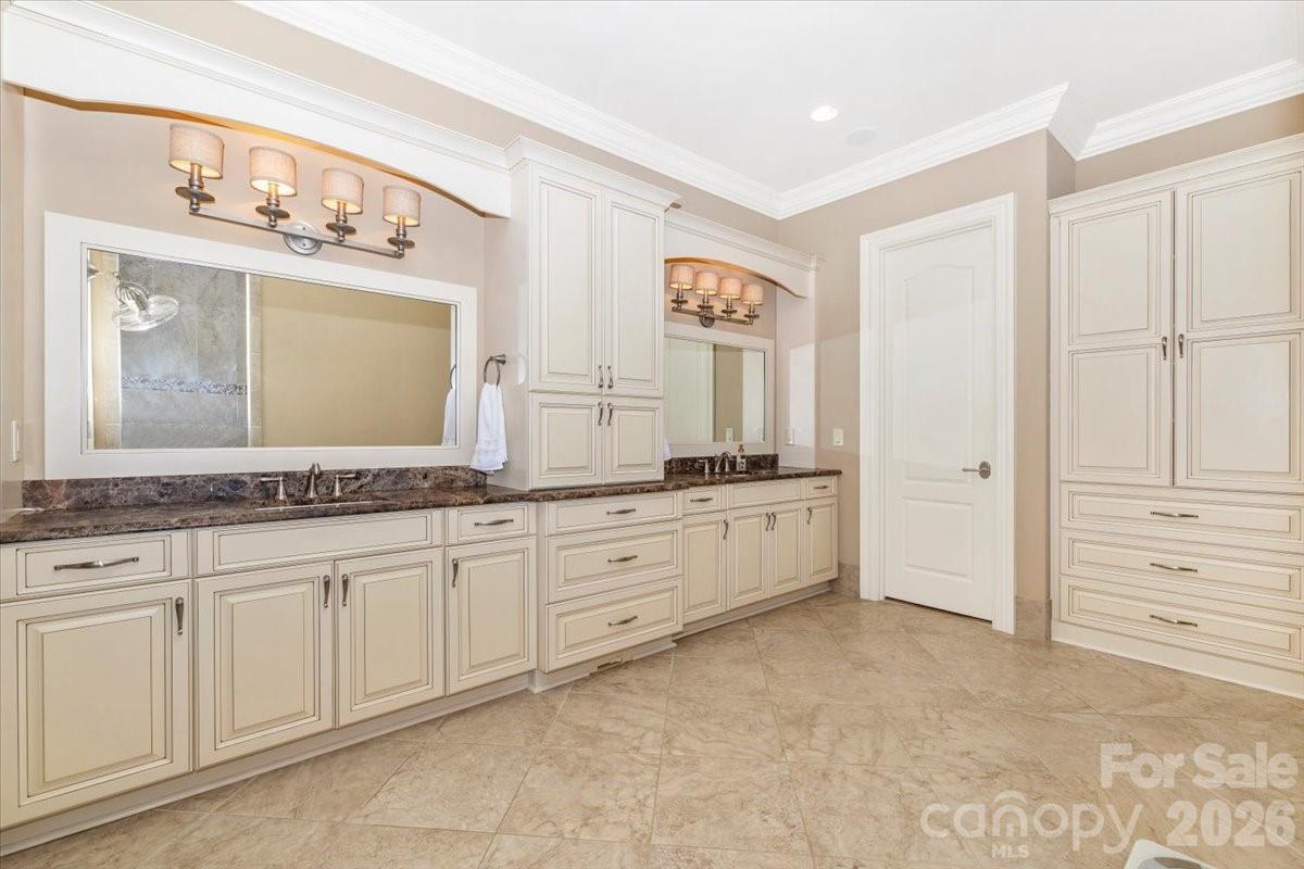 8100 Skye Lochs Drive Waxhaw NC 28173