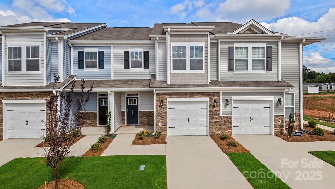 375 Creekview Road Hendersonville NC 28792