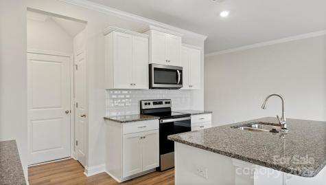 375 Creekview Road Hendersonville NC 28792