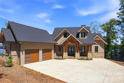 8058 Edgewater Drive Norwood NC 28128