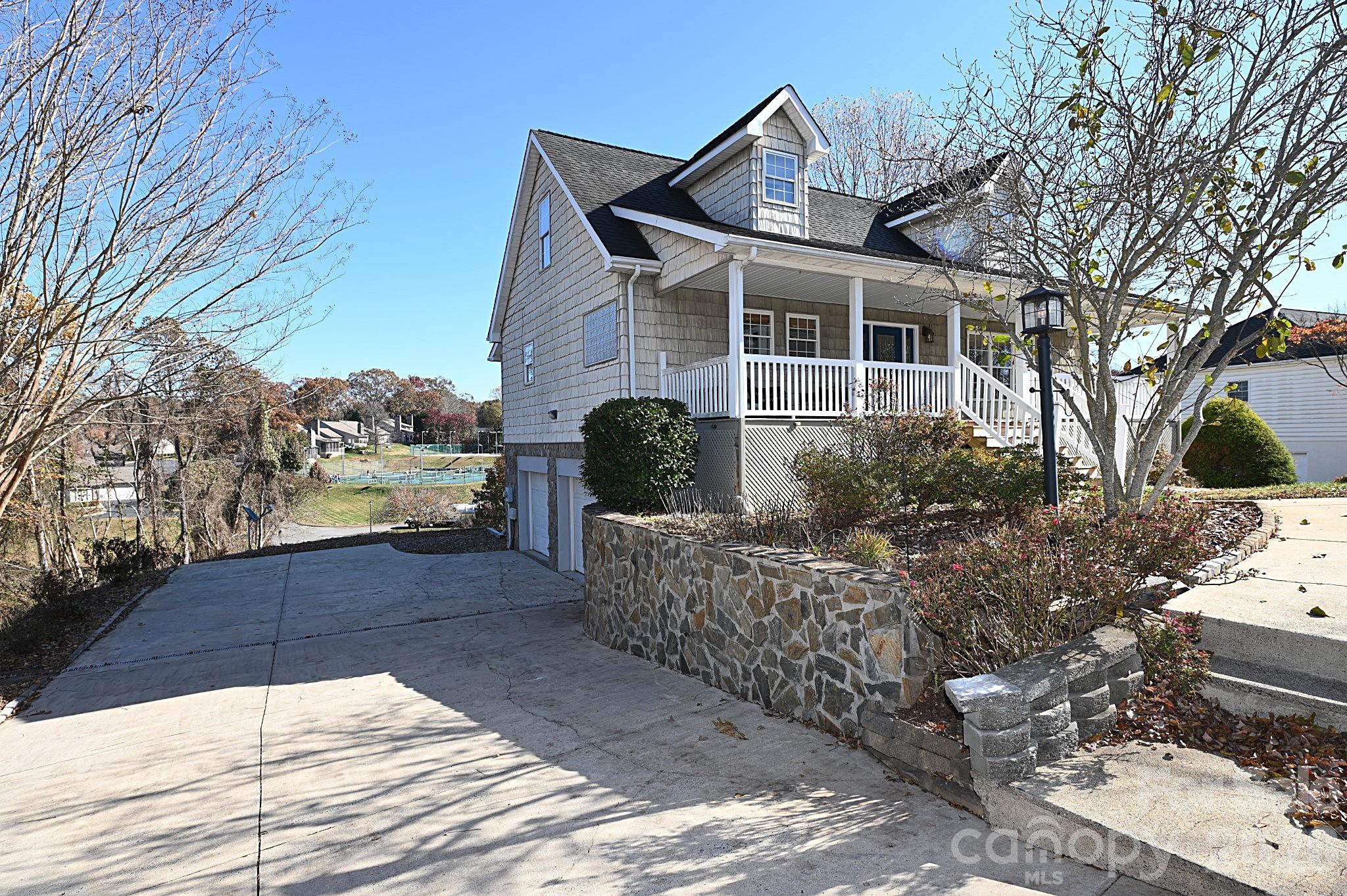 518 30th Avenue Circle NE Hickory NC 28601