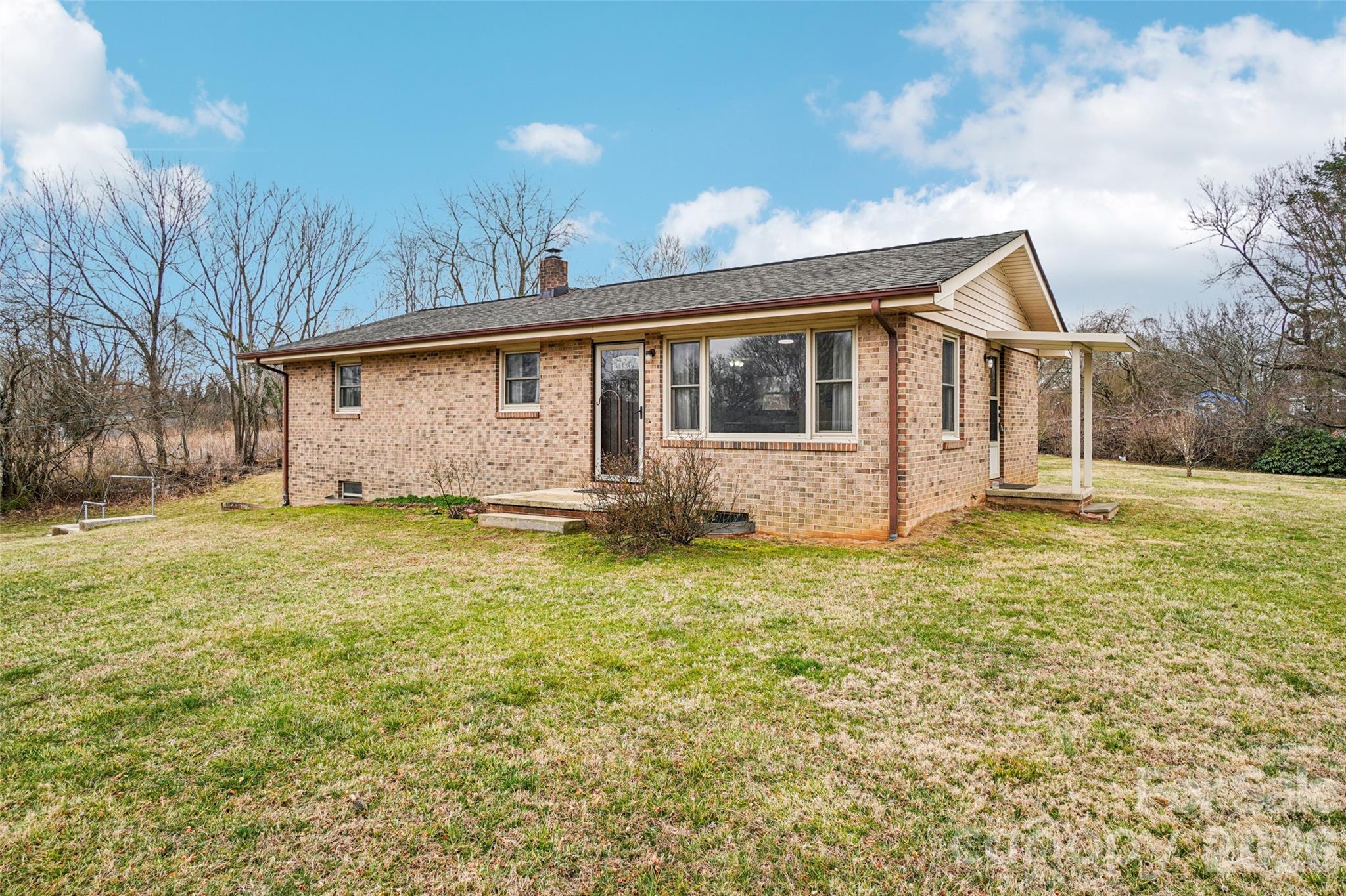 277 Powell Street Hendersonville NC 28792
