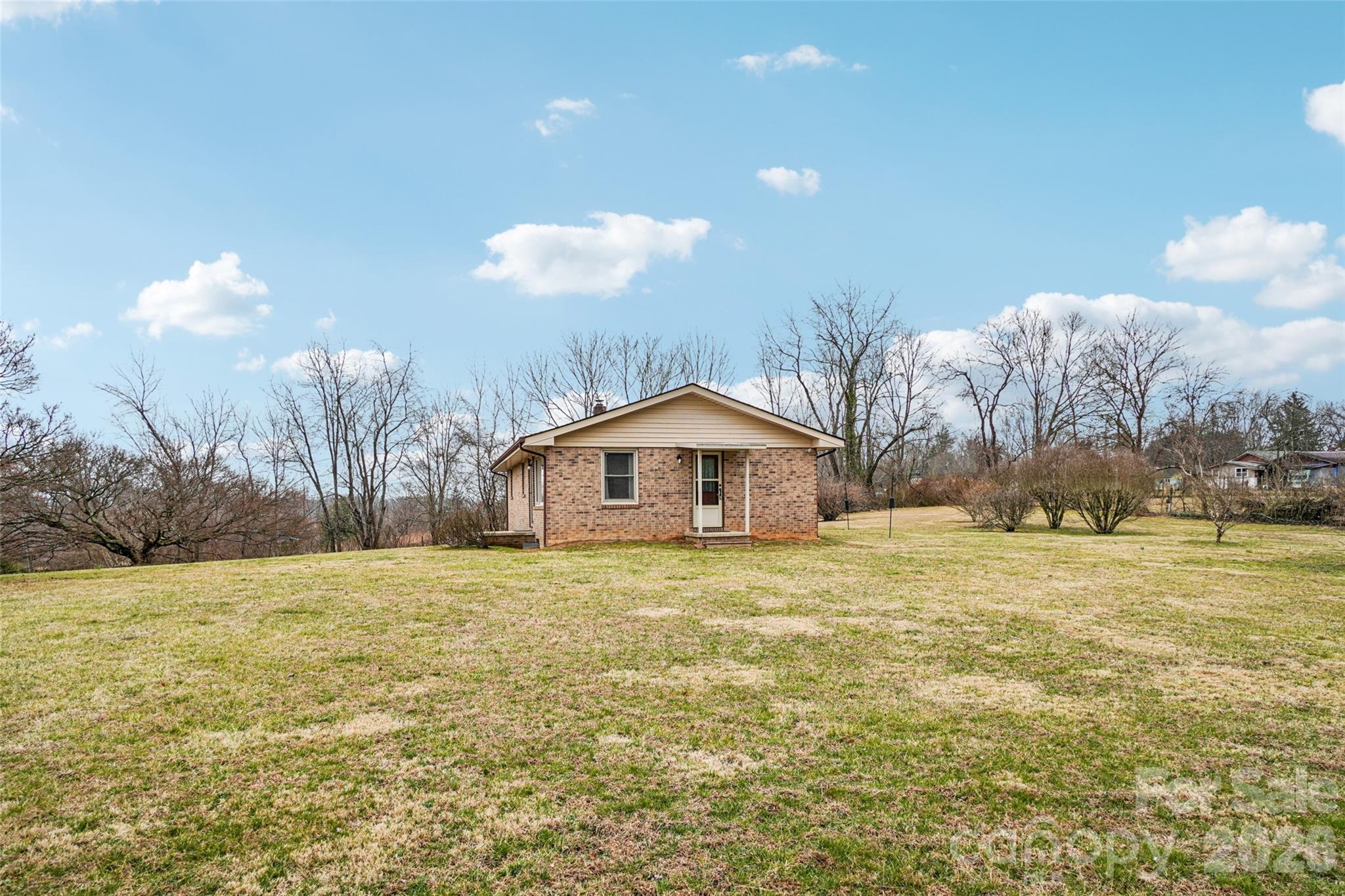 277 Powell Street Hendersonville NC 28792