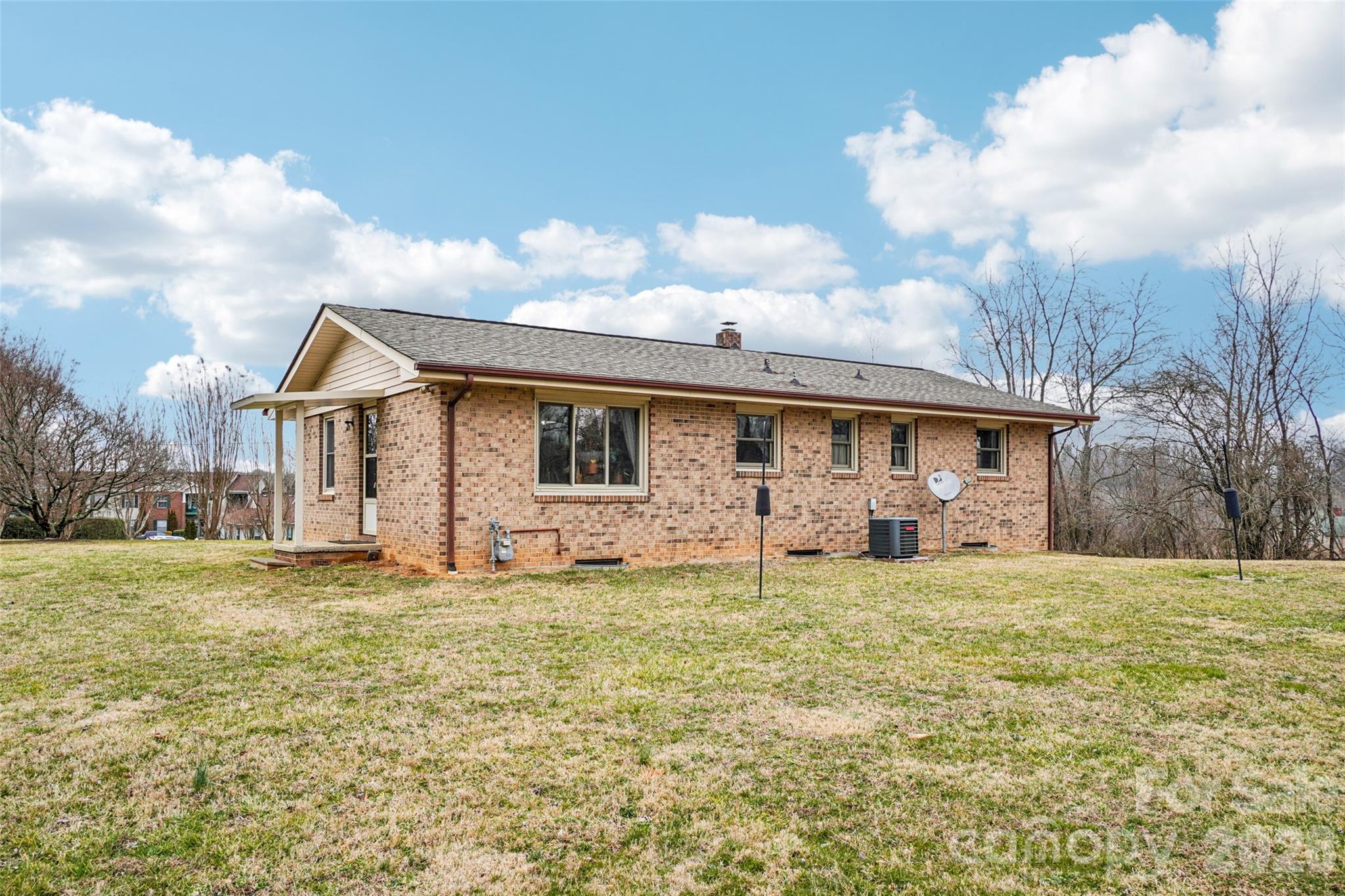 277 Powell Street Hendersonville NC 28792