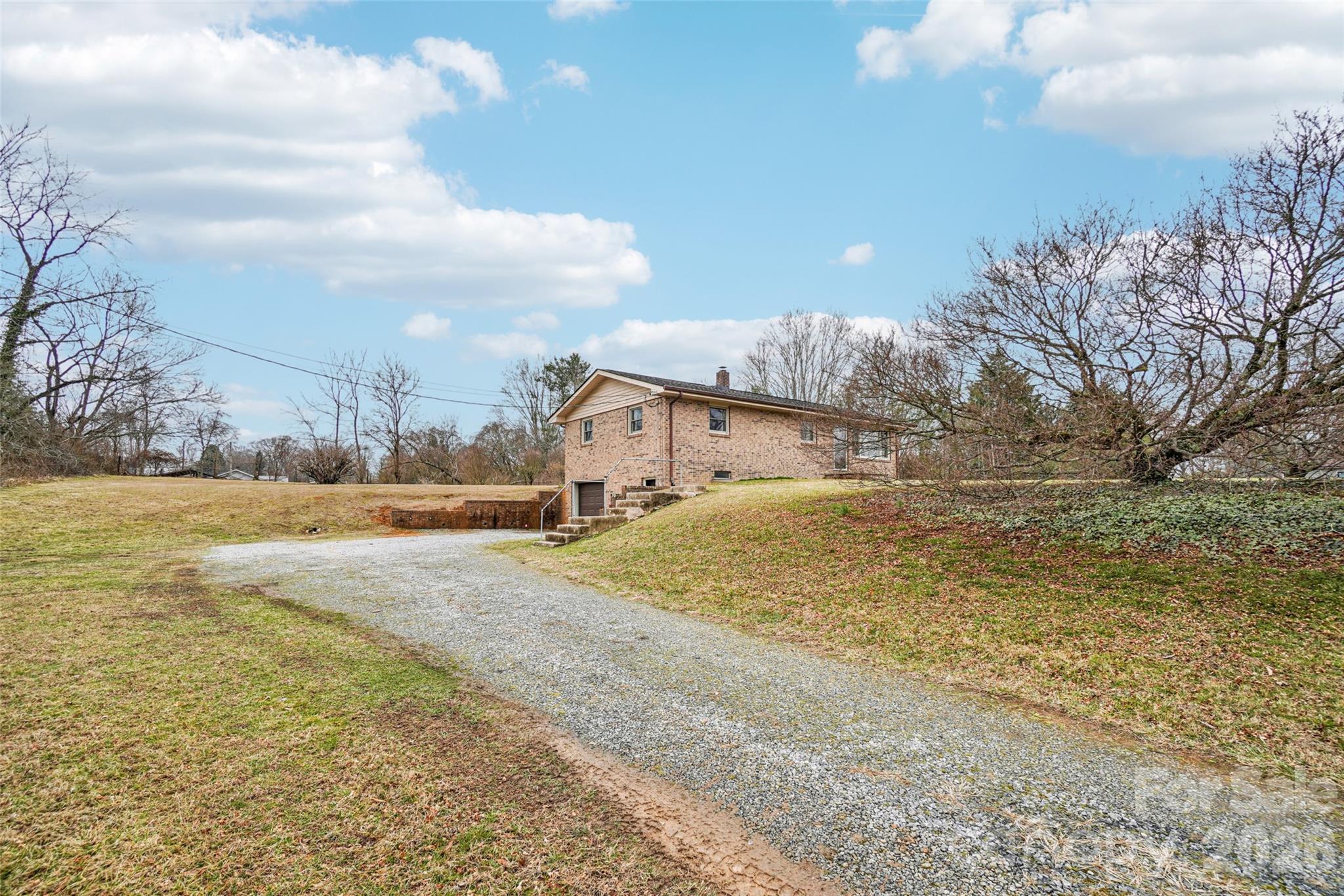 277 Powell Street Hendersonville NC 28792