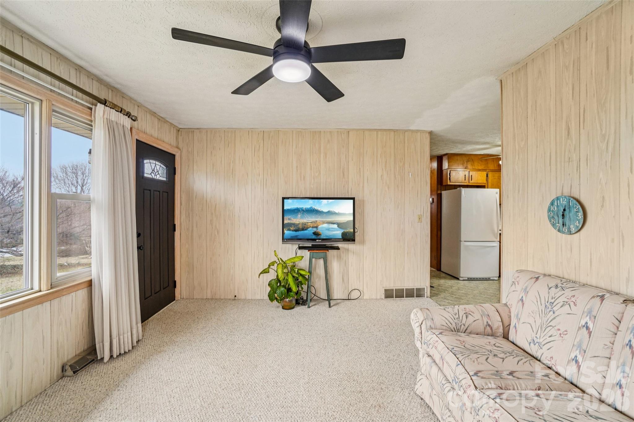 277 Powell Street Hendersonville NC 28792