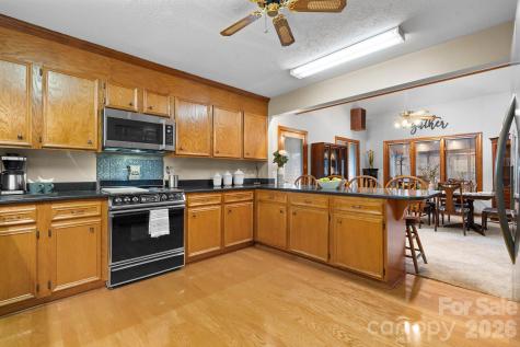 3910 6th Street NW Hickory NC 28601