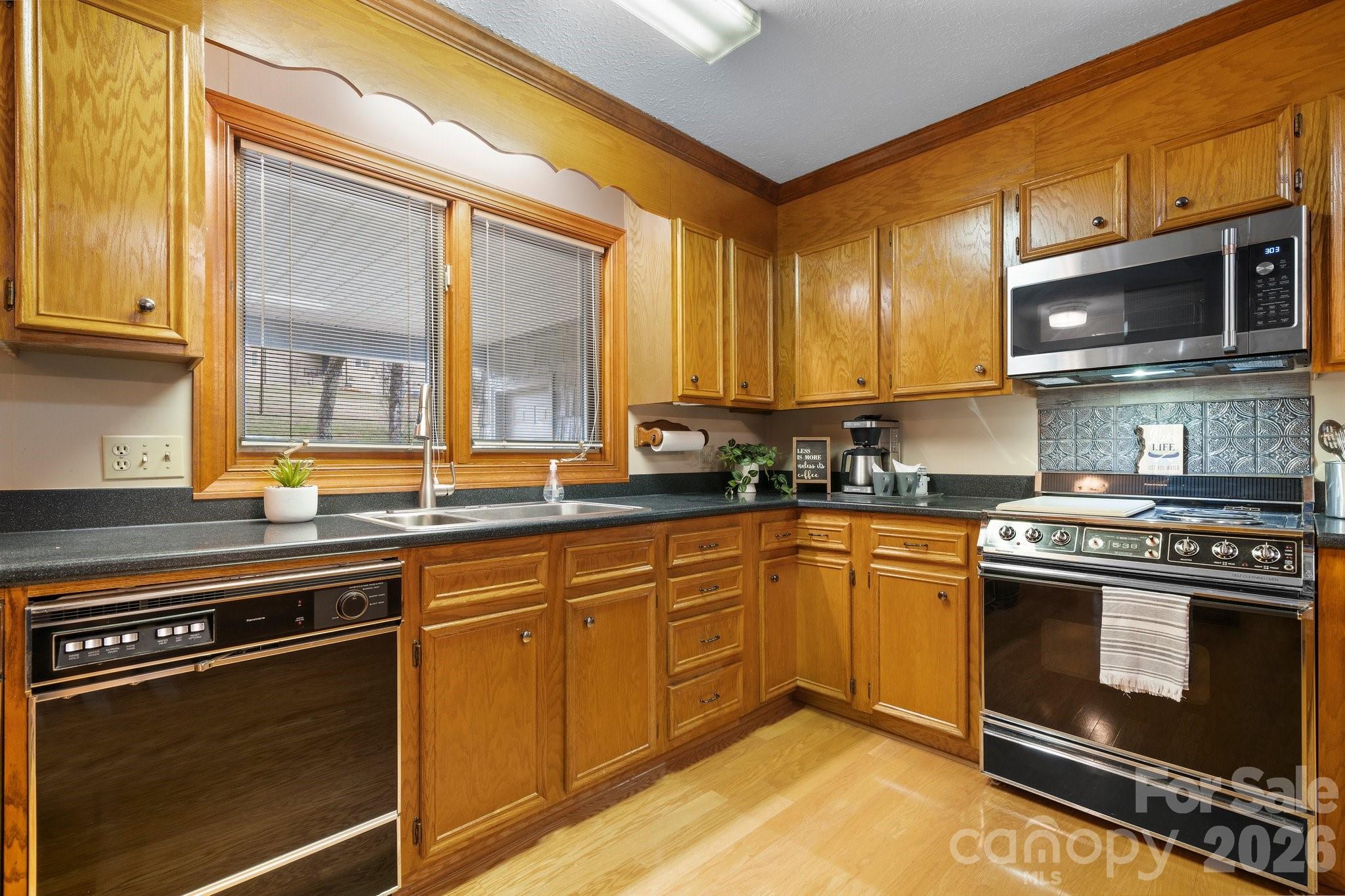 3910 6th Street NW Hickory NC 28601