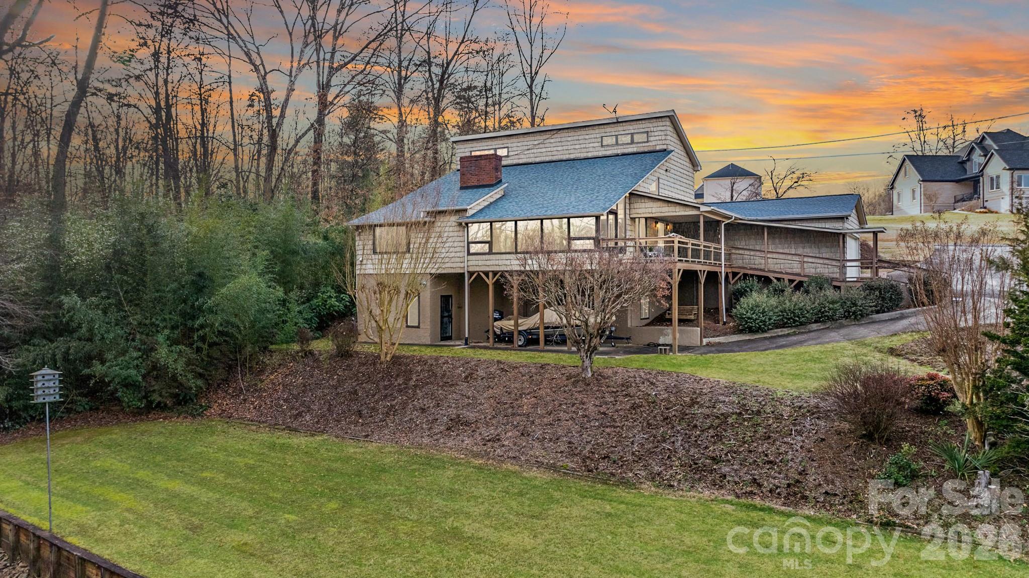 3910 6th Street NW Hickory NC 28601